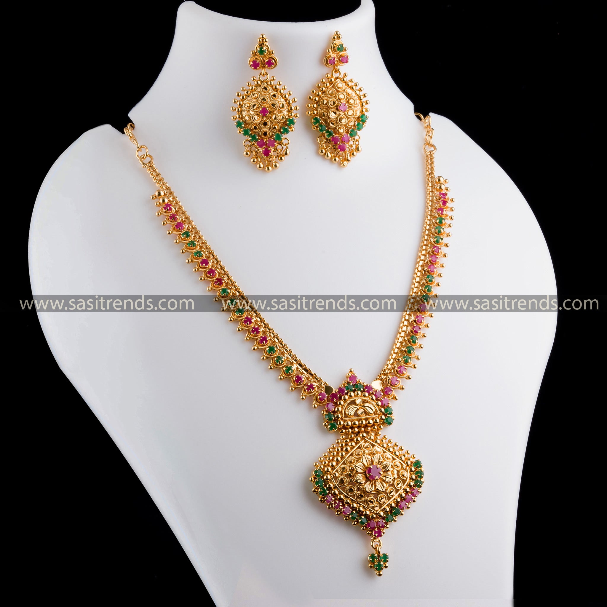 Traditional Flower Pendant Necklace Jewellery Set 