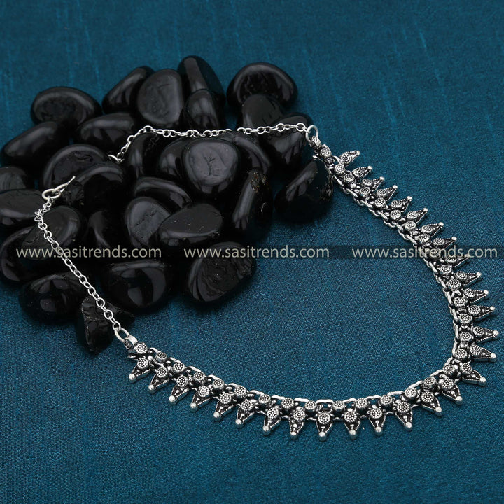 Trendy Elegance Taruni Oxidsied Silver Necklace Sasitrends Online Shoopping