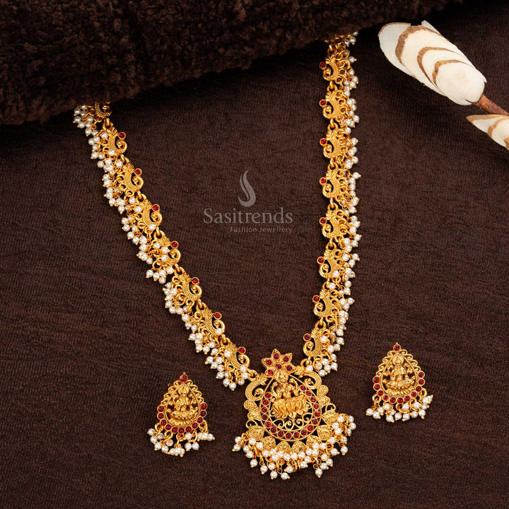 Temple jewellery set with adjustable tassel closure in ruby stones - Sasitrends