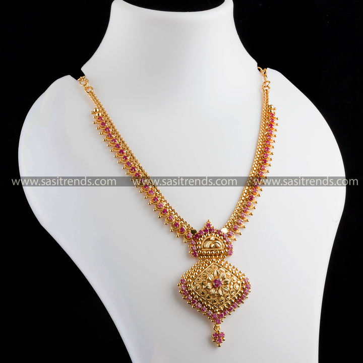 Sasitrends Luxury Flower Pendant Necklace & Jewellery Set - Micro Gold-Plated Brass with AD Stones