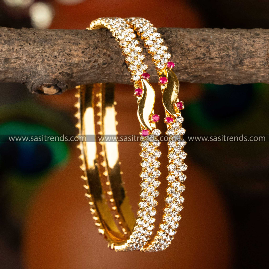 Guaranteed Micro Gold Plated Temple Wear Center Leaf Designer White Ruby Para Stone Bangles 