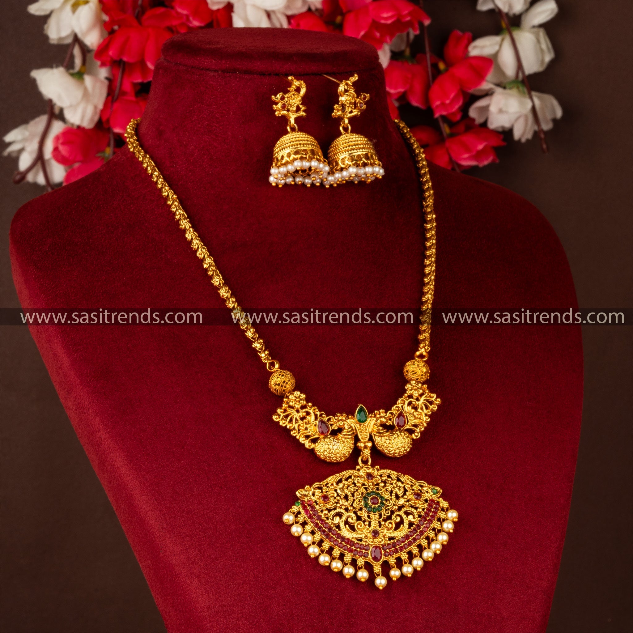 Classic Temple Matt Gold Plated Necklace Jewellery Set