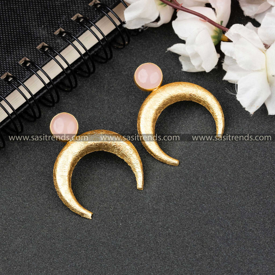 Gold Plated Push Back Moon Pattern Monalisa Stone Earrings 