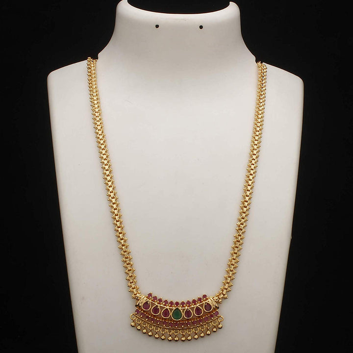 gold plated chain with pendant