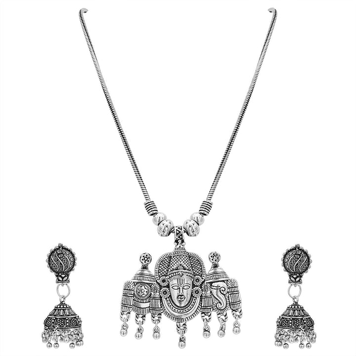 Traditional Pendant Set