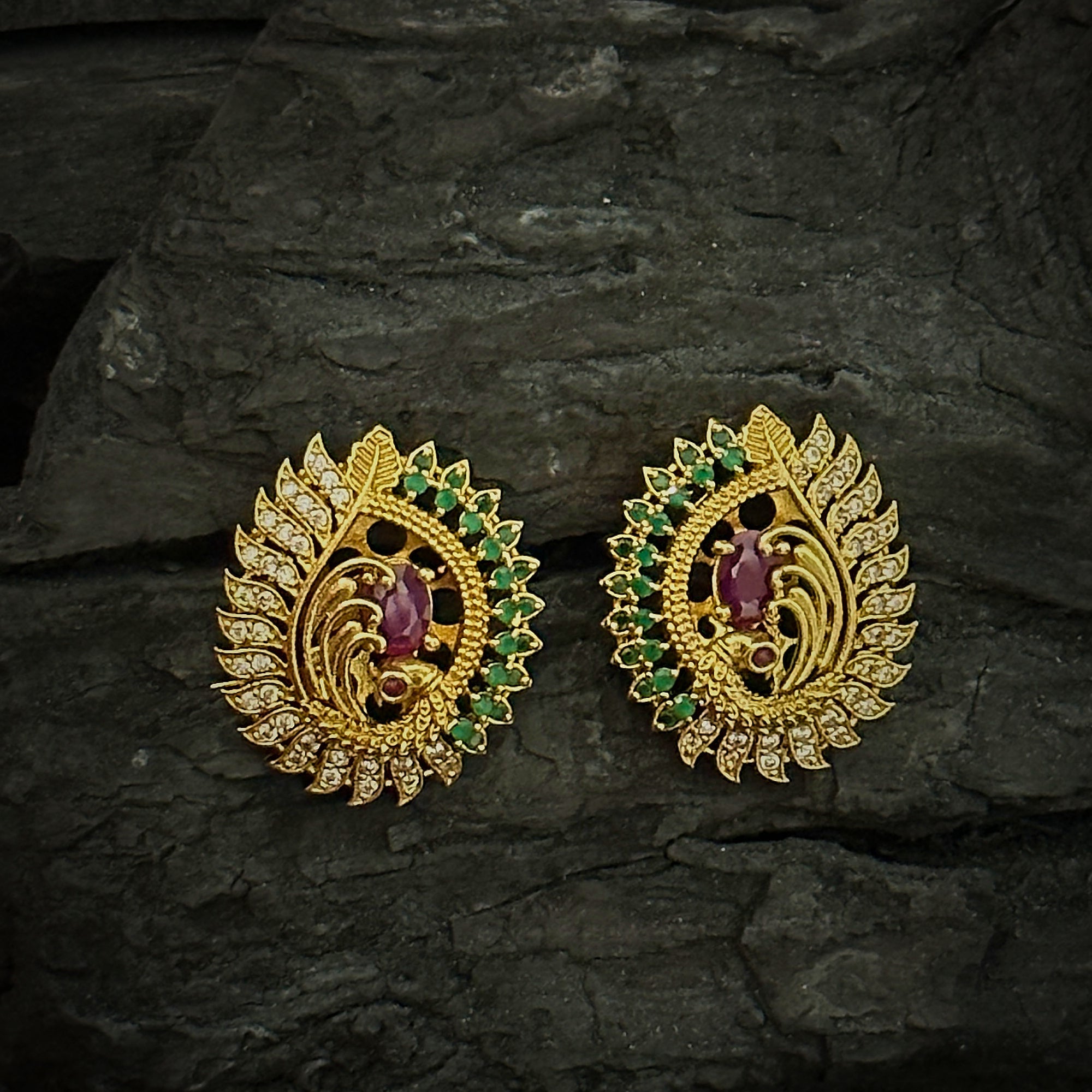 Peacock Face Stud Earrings: Captivating nature-inspired design for elegant accessorizing