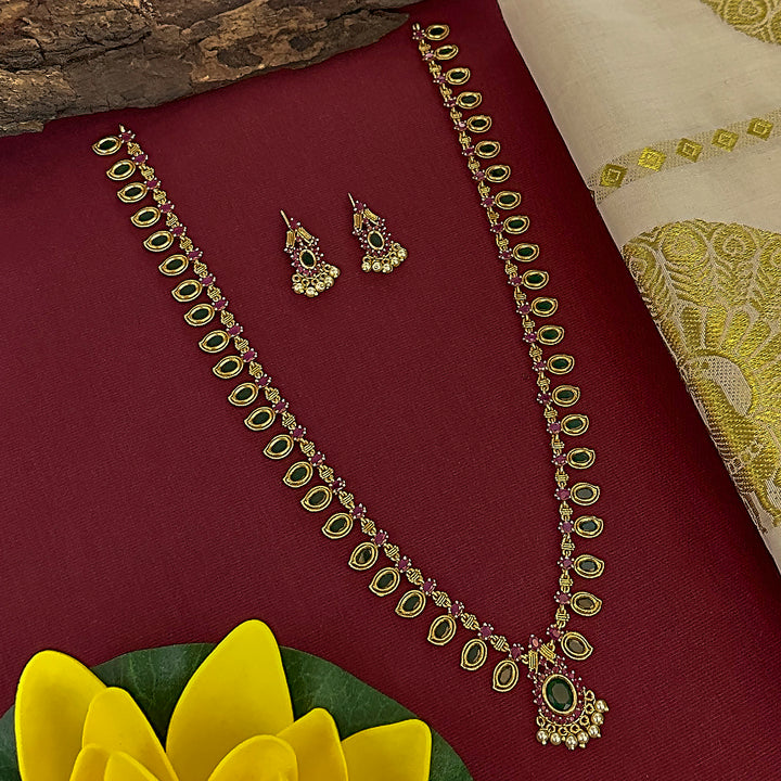 The Palakka Mala Jewellery Necklace Set - Traditional Gold Plated Jewel for Traditional Indian Attire - Sasitrends