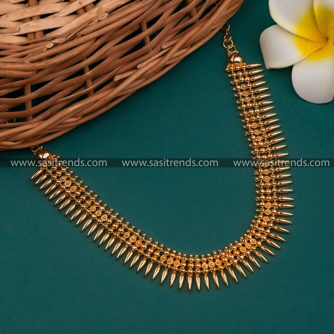 Elegant Kerala Style Gold Plated Mullai Poo Necklace for Women